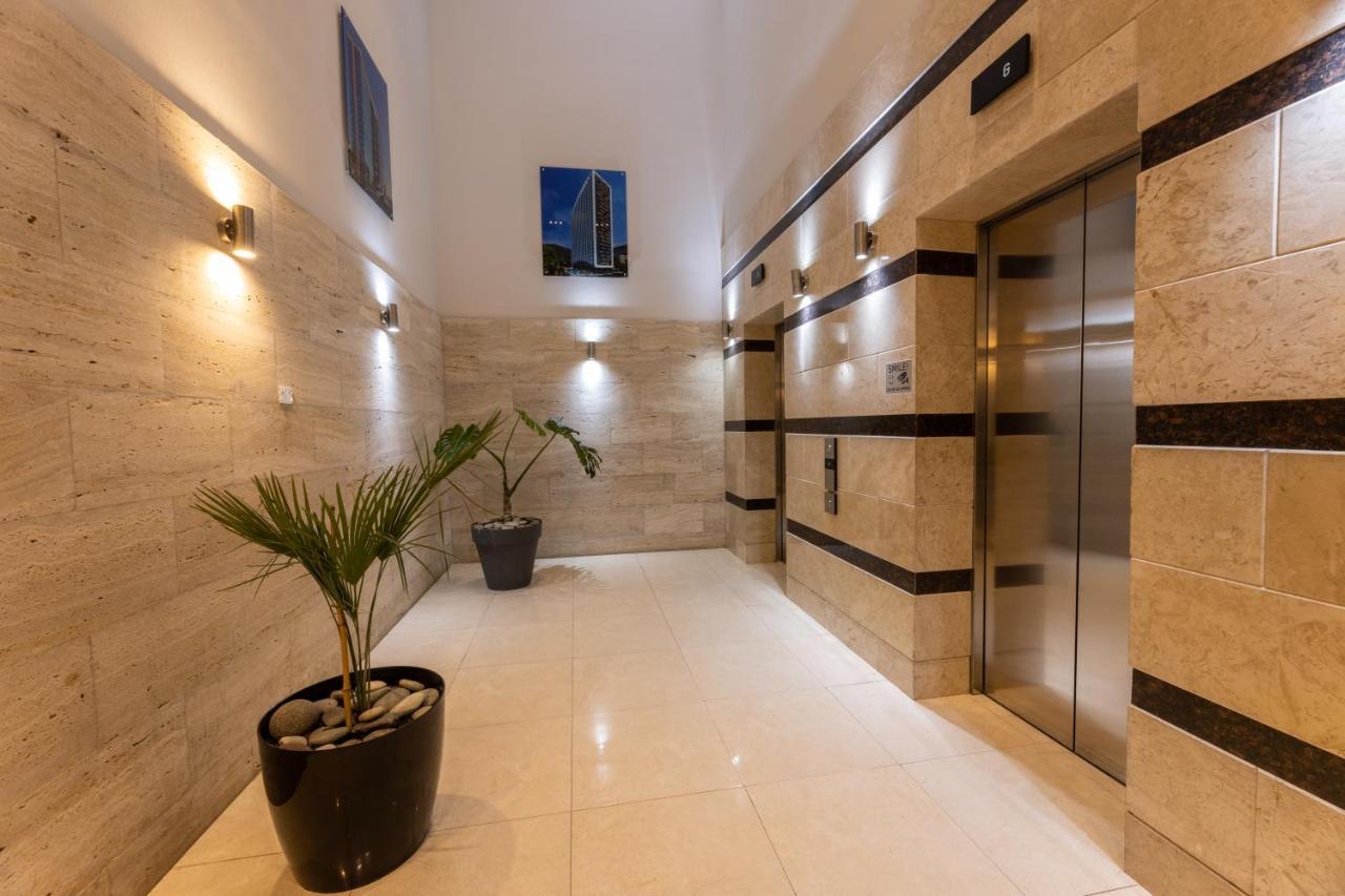 Next Orange Hotel Official Batumi Ngoại thất bức ảnh